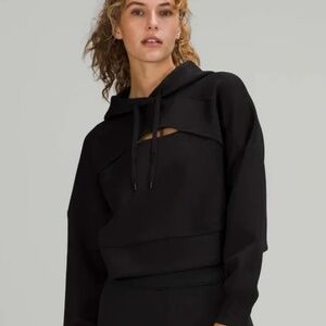 NWT Lululemon Get Centred Crop Hoodie 8 Black Chest Cutout Rare
